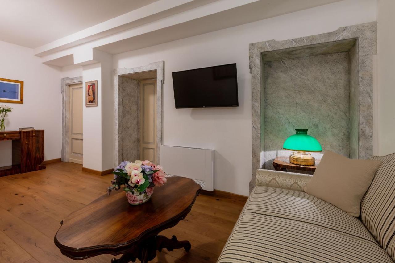 Boutique Hotel Villa Sostaga ガルニャーノ エクステリア 写真