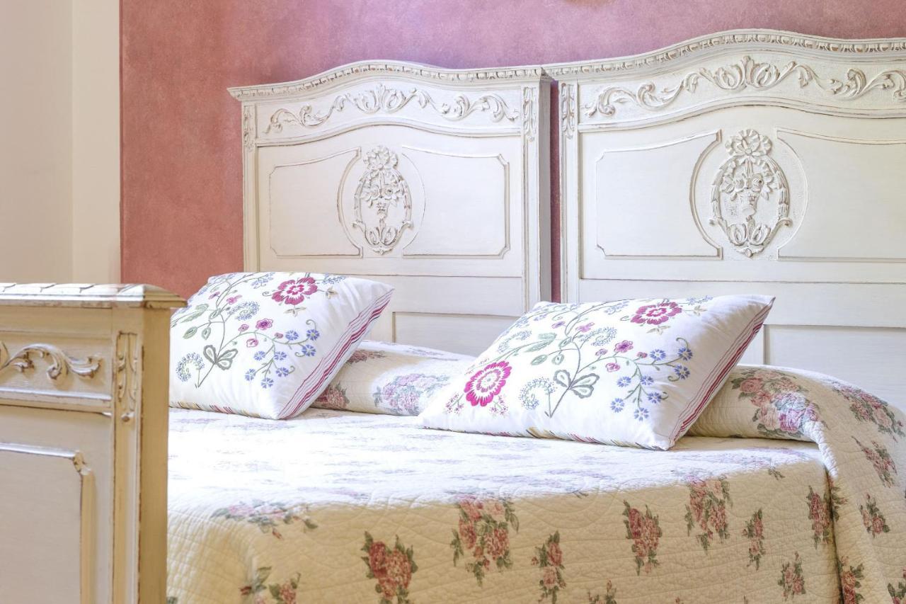 Boutique Hotel Villa Sostaga ガルニャーノ エクステリア 写真
