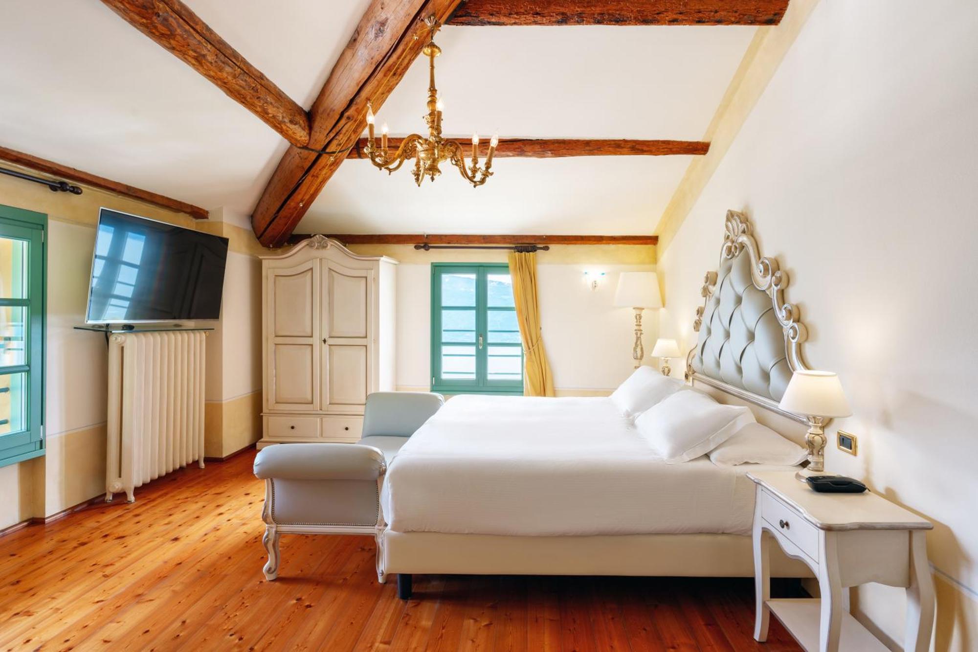 Boutique Hotel Villa Sostaga ガルニャーノ エクステリア 写真
